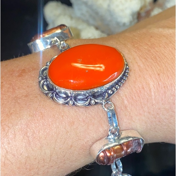 Italian Coral + Biwa Pearl vintage handcrafted multi-gem bracelet - Picture 3 of 7